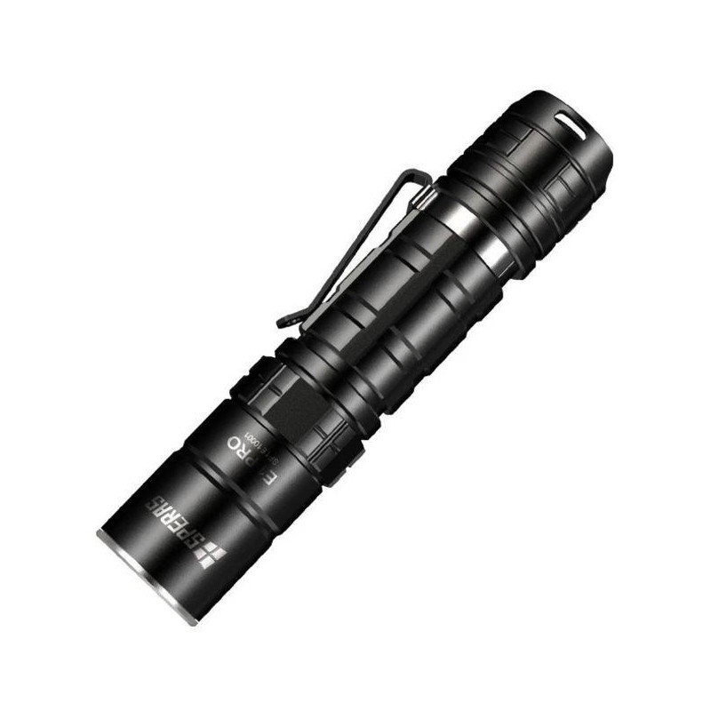 Linterna Speras E1PRO de 1700 Lumens, con 3 niveles de potencia y destello en Strobe seleccionable desde el botón de encendido.